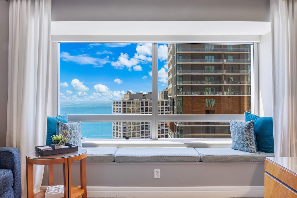 1435 Brickell Ave #3004