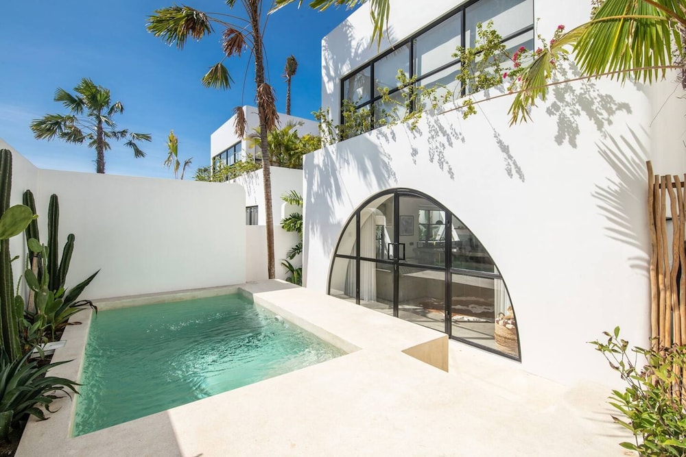 ULU Folie 1BR Loft in Pecatu
