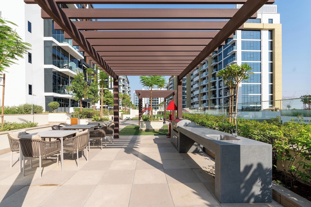 GLOBALSTAY. Azizi Riviera 34