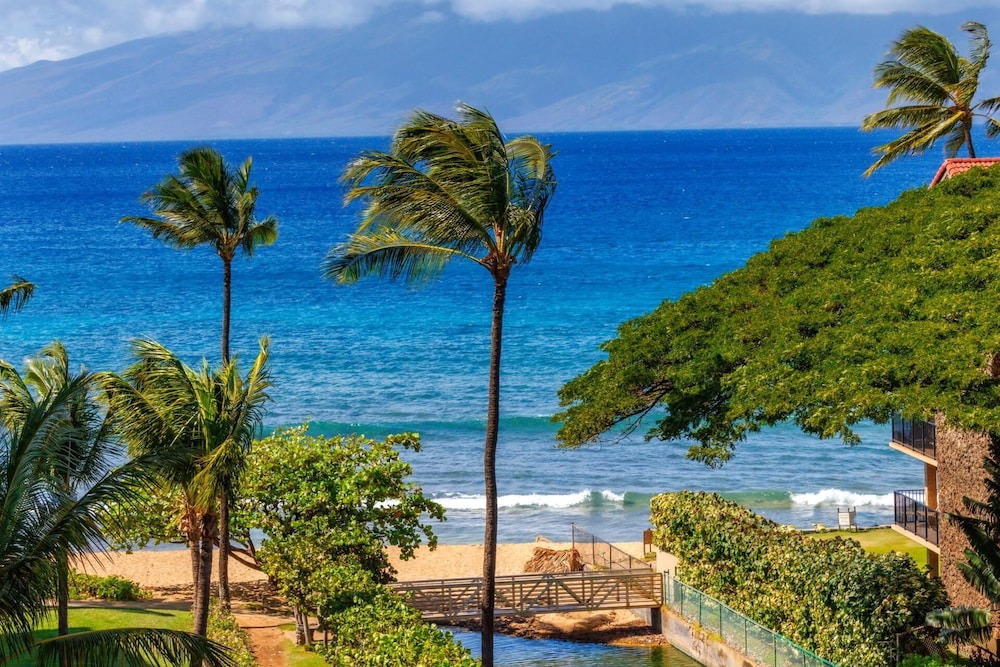 NEW KBM Resorts Free CAR Kaanapali Shores 6th Floor Ocean View Suite Steps to Pool and Beach Ks-616