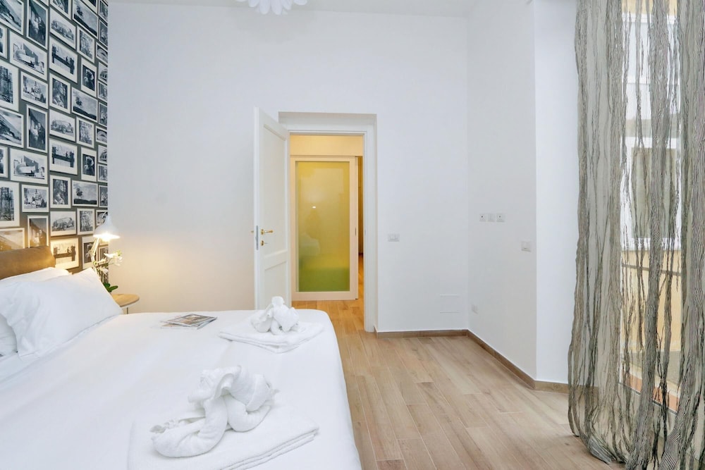 Rm-h501-pale6h3 Monti Apartments - M12