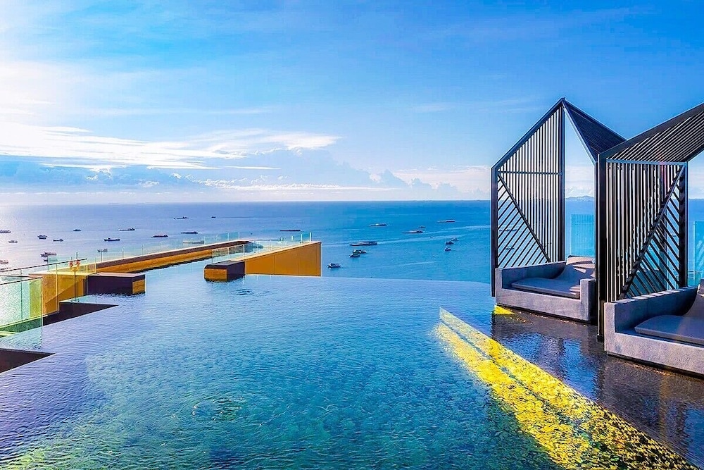 Luxury 2 Bed Room Sea View With Large Bath Tub In Balcony