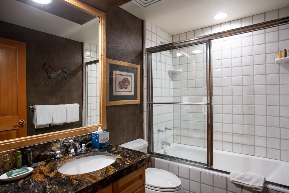 Trail's End Lodge at Deer Valley Resort - One Bedroom Deluxe Residence with Spa #304 1 Condo