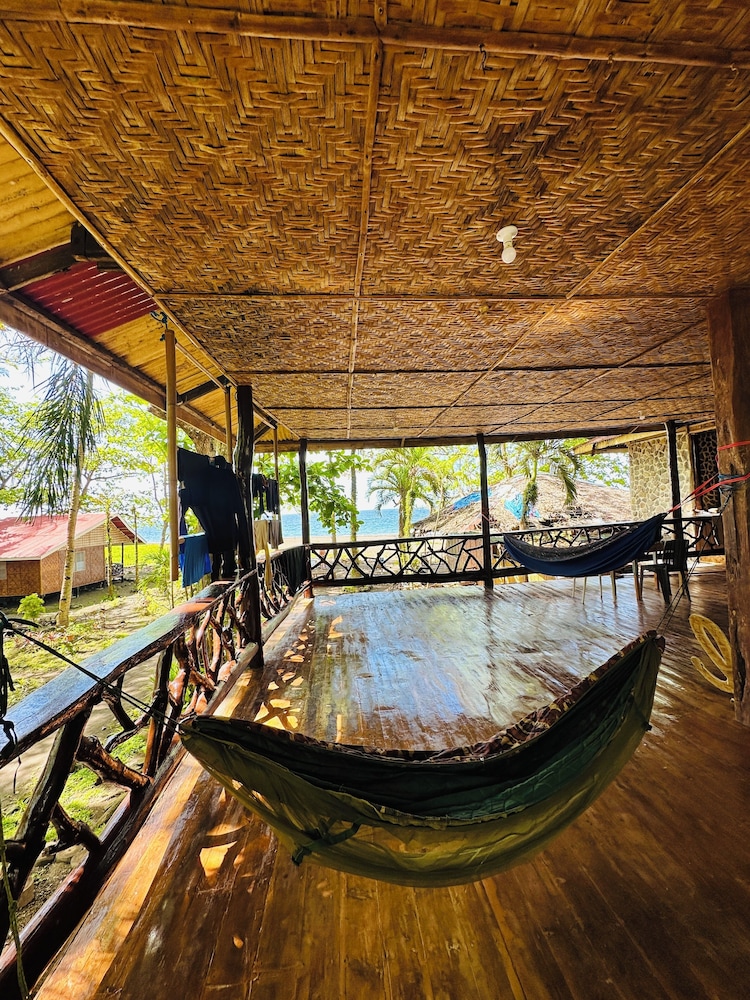 Playa Del Fuego Beach Hostel and Resort