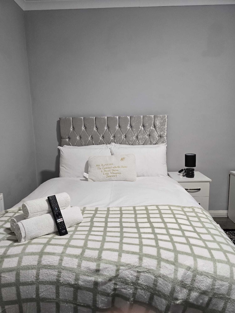 Heathrow roomzzzz B&B