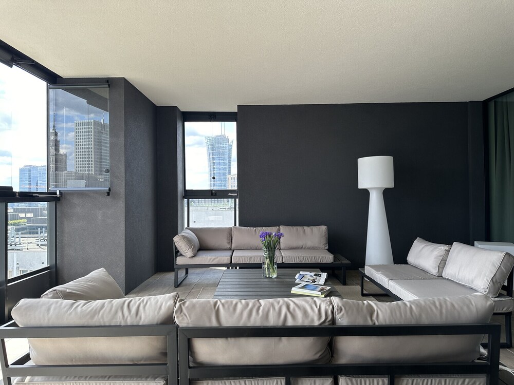 City Center&parking by Renters Prestige