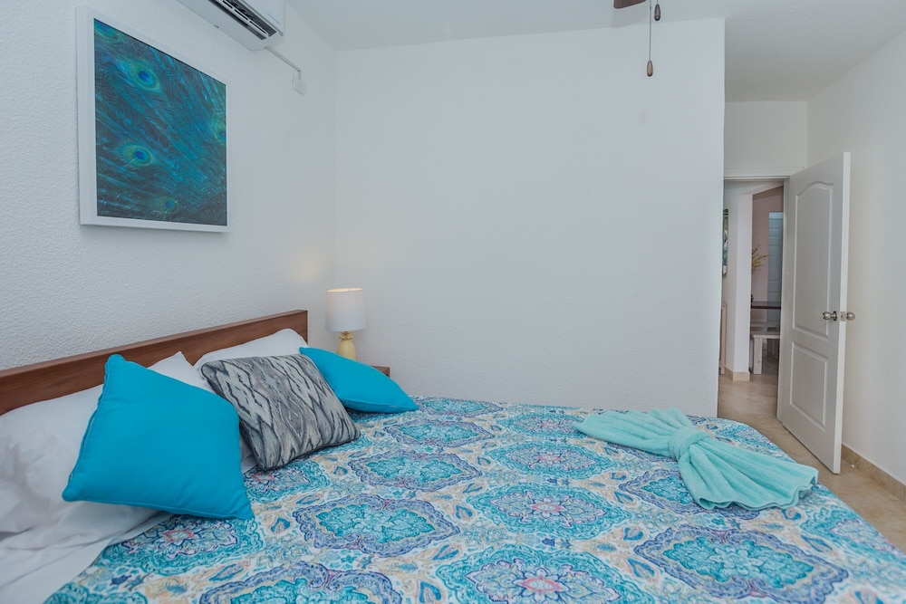 Bella Caribbean 2 Bedroom Condo by RedAwning view 2