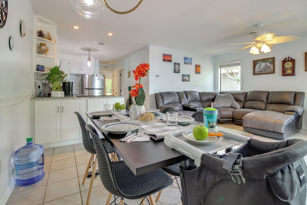 Walk to North Topsail Shores: Beach House w/ Gear!