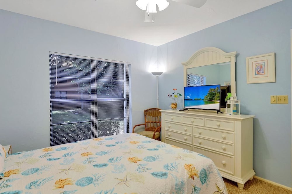 Relaxing Condo With two Pools and Steps to Beach view 3