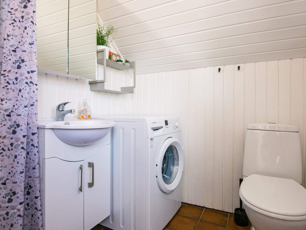 Modish Holiday Home in Jutland near Sea view 4