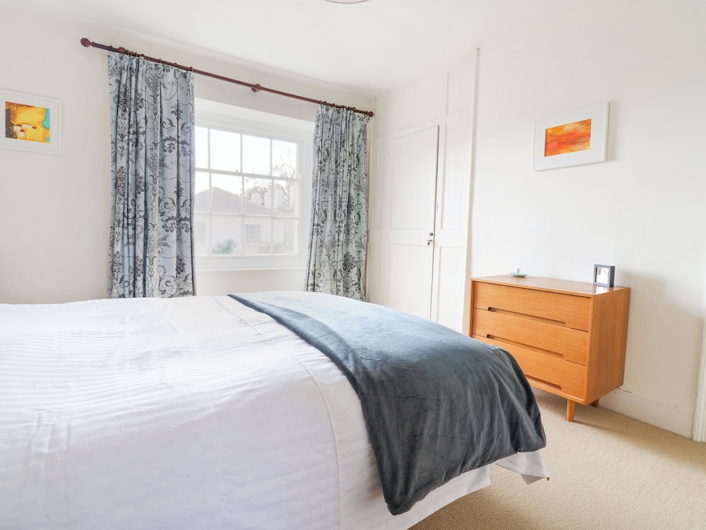 Charmouth Lodge