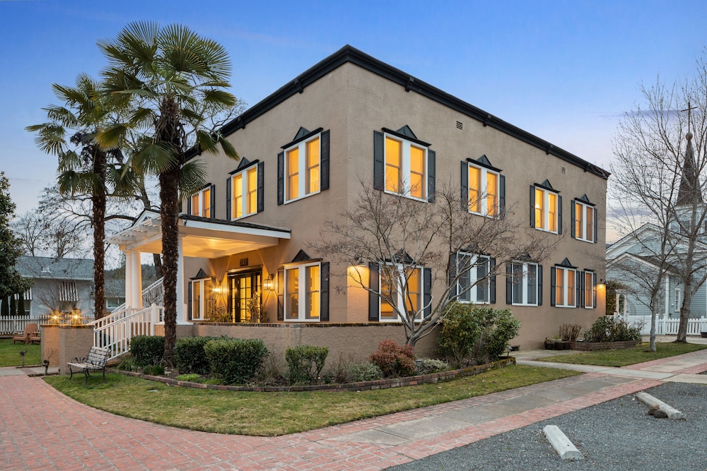 Jacksonville Vacations - Magnolia Hotel - Property Image 62