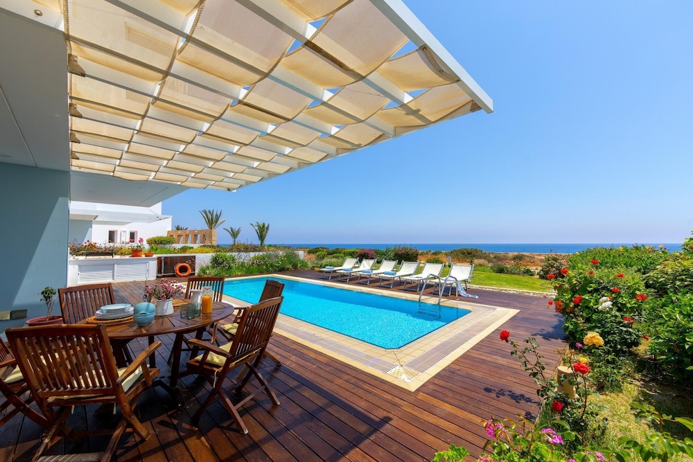 Protaras Seafront Villa Alia