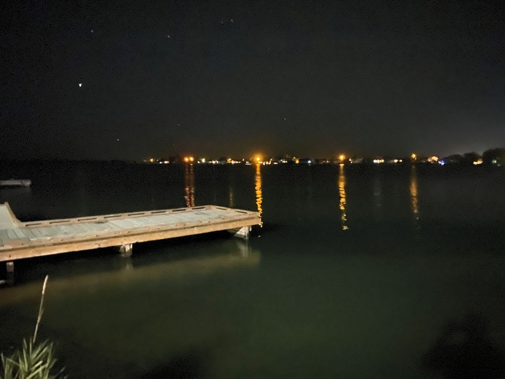 Lakeshore Inn Water Front