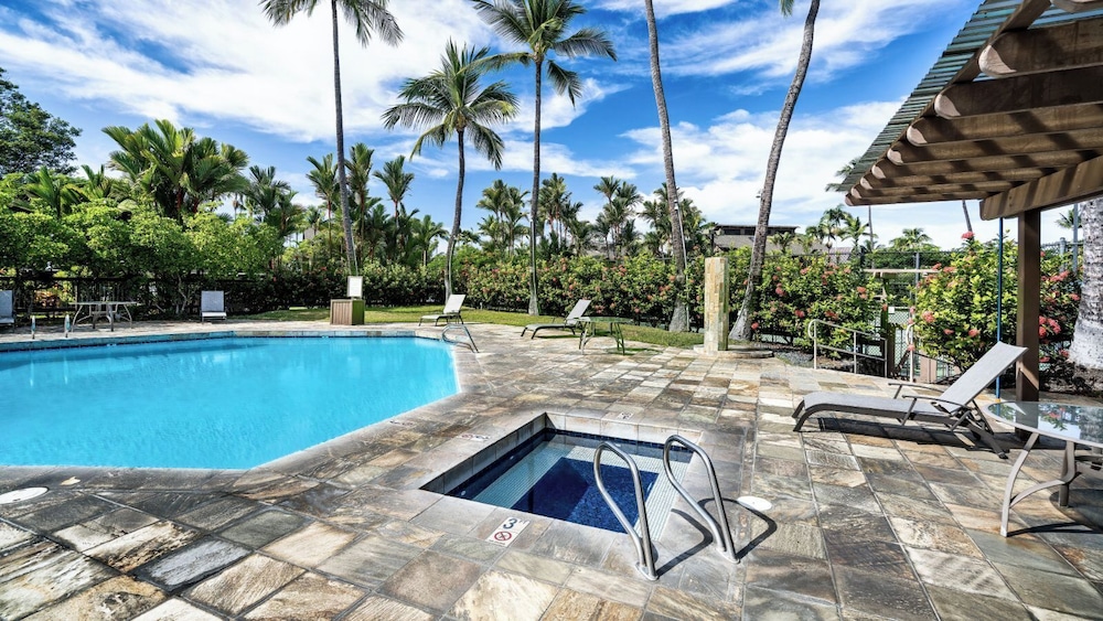 Sunset & Golf Course Views - AC & Wifi - Shady Lanai! - Vrkcv
