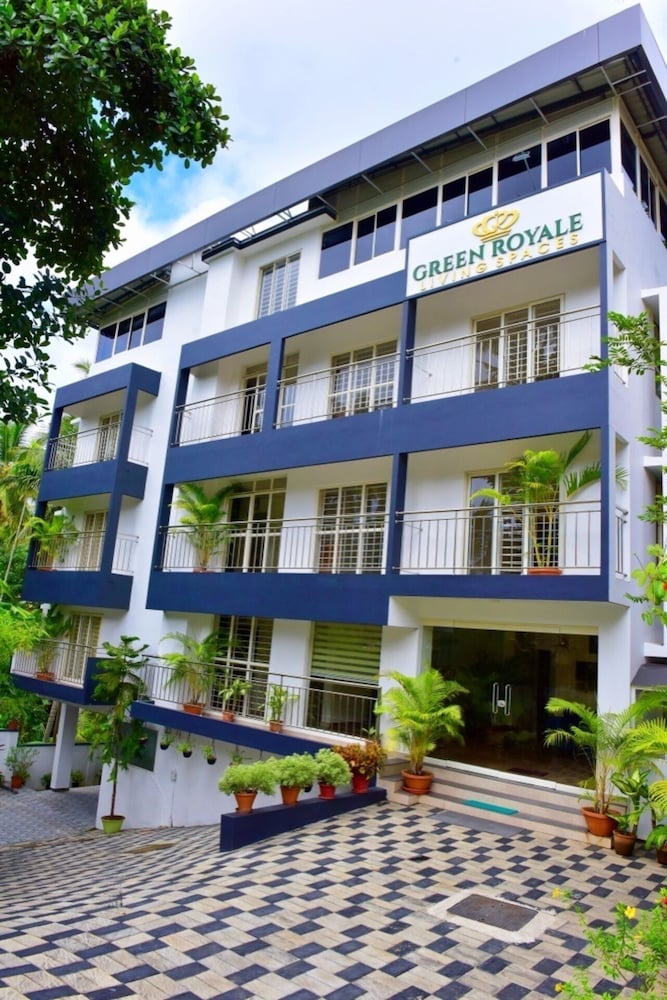 Luxury 3-bed Serviced Apartment in Trivandrum view 5