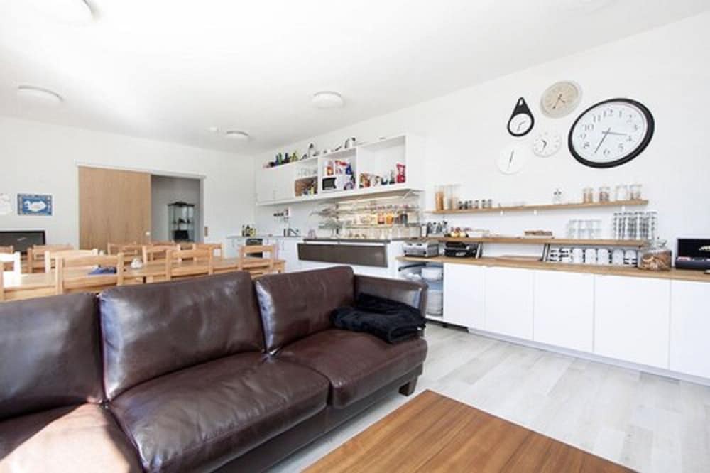 Kef Guesthouse by Keflavík airport