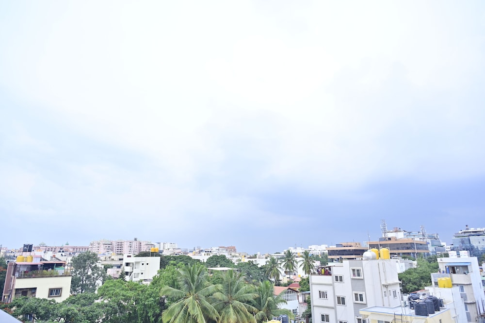 Hotel Noble Nook 100 ft. Road Indiranagar
