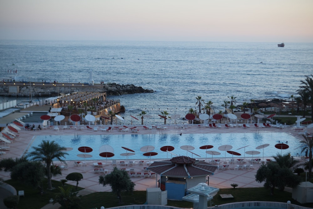 Aqualand Hotel & Resort