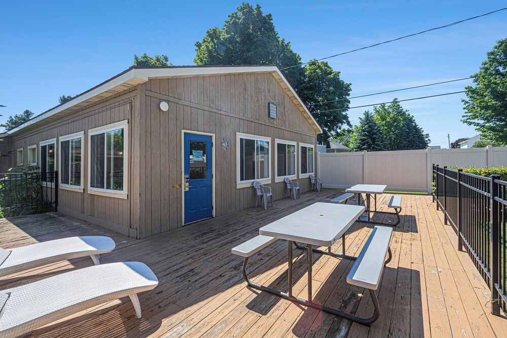 Ludington Pier House