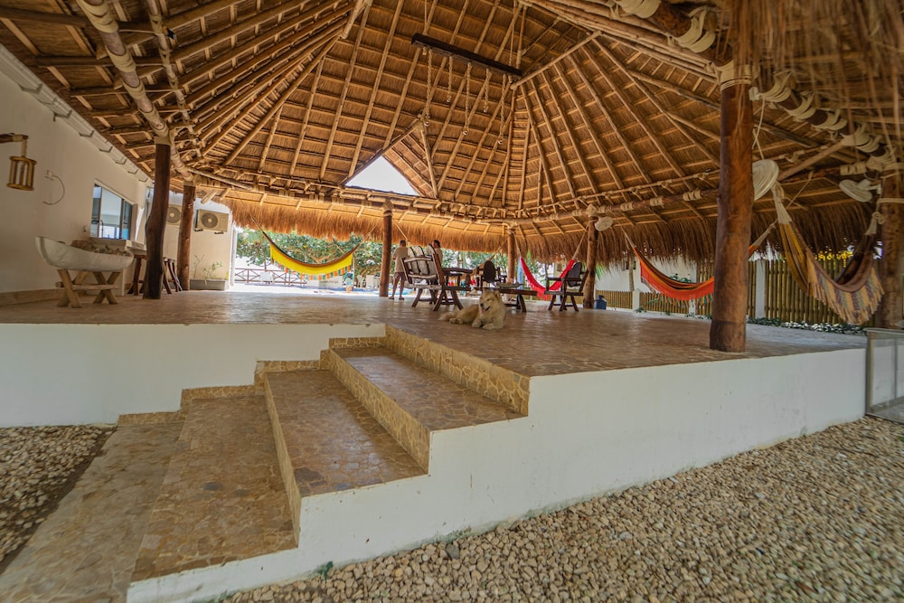 Villa El Francés 4BD WPool & Beach Front