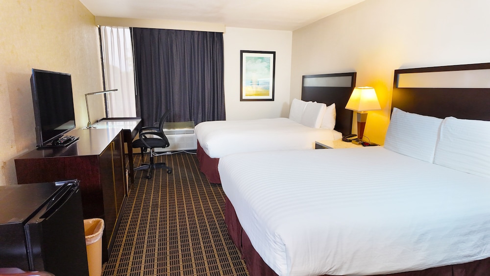 Alhambra Hotel
