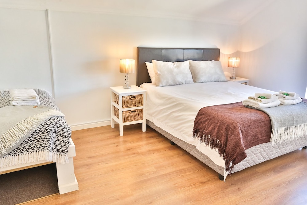 Abington Manor - Fish Hoek Guesthouse