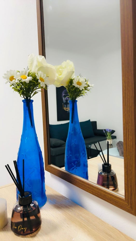 2BR 1LR Apartment for 5 Peaceful Stay