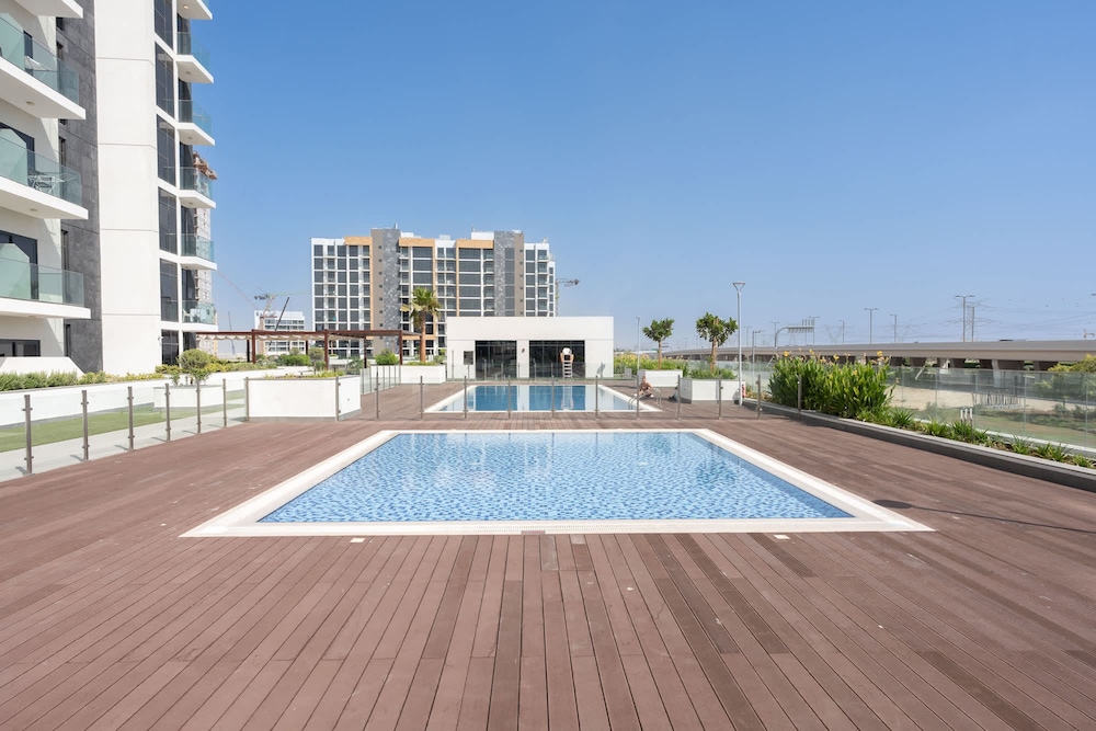 Homey Studio Apartment Perfect for 2 at Azizi Riviera 46