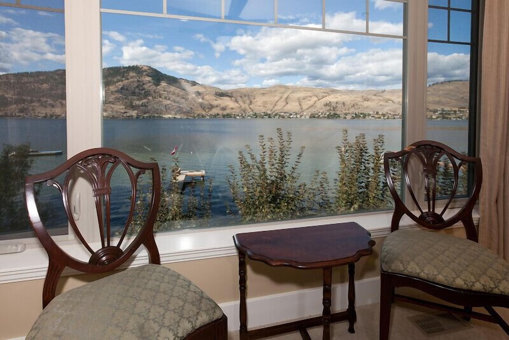 Vernon Vacations - OKeefe's Landing Bed  Breakfast - Property Image 26