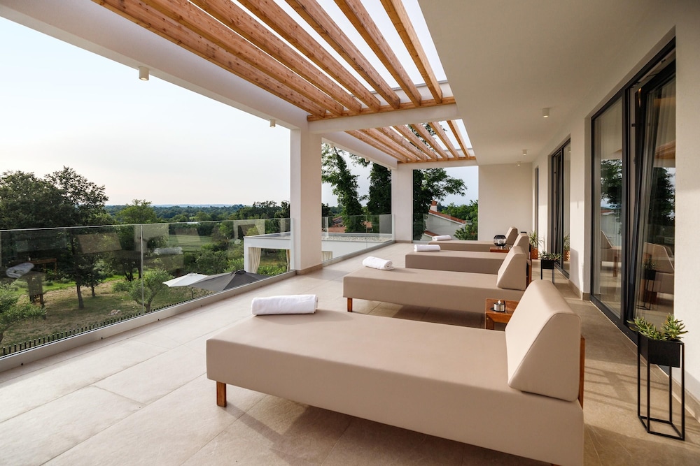 Luxury Villa Sonia With Wellness Gym