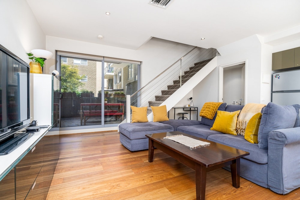 Modern Two-story City Pad With Pool,