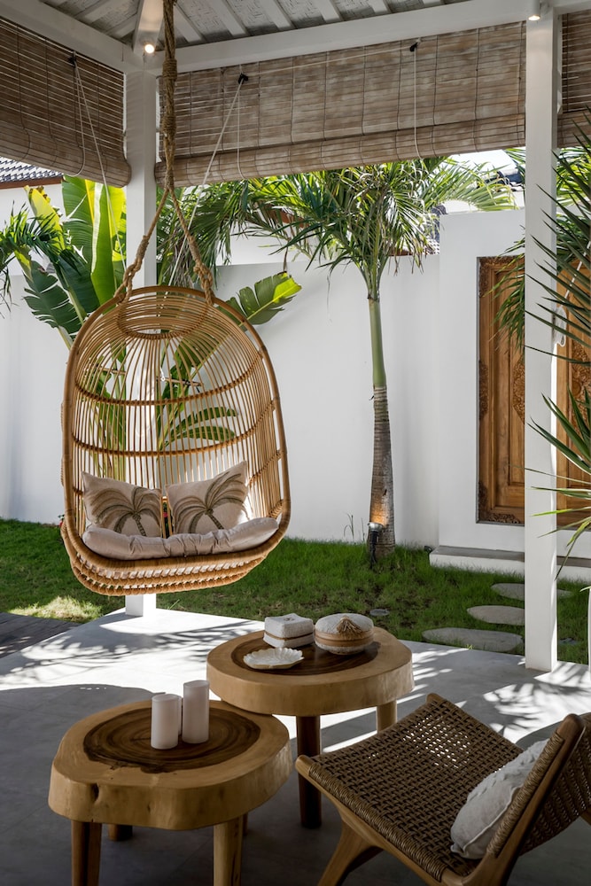 Villa Makena by Alfred in Bali - Stunning Tropical 6BD Villa Near the Beach