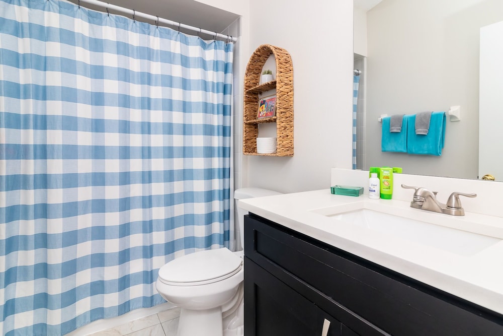 Cozy on Cavendish Themed Bedrooms - Image 3