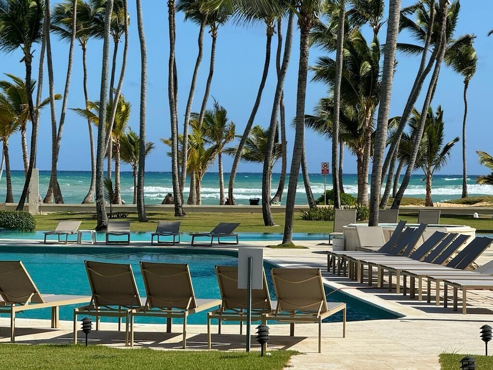 Playa Palmera Beach Front Apartments