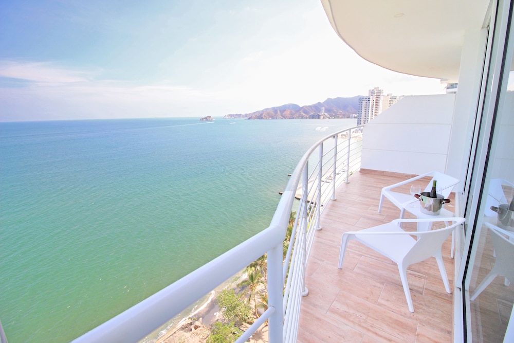Apartamentos SOHO Elite - Frente al Mar