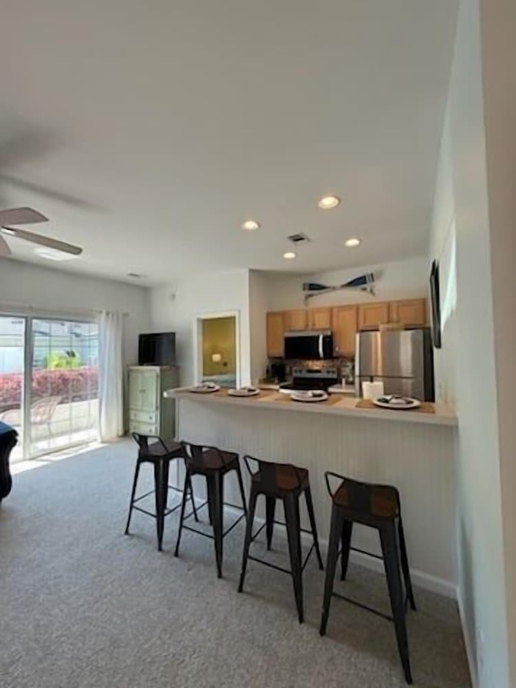 Royal Poste Unit 2807 2 Bedroom Condo