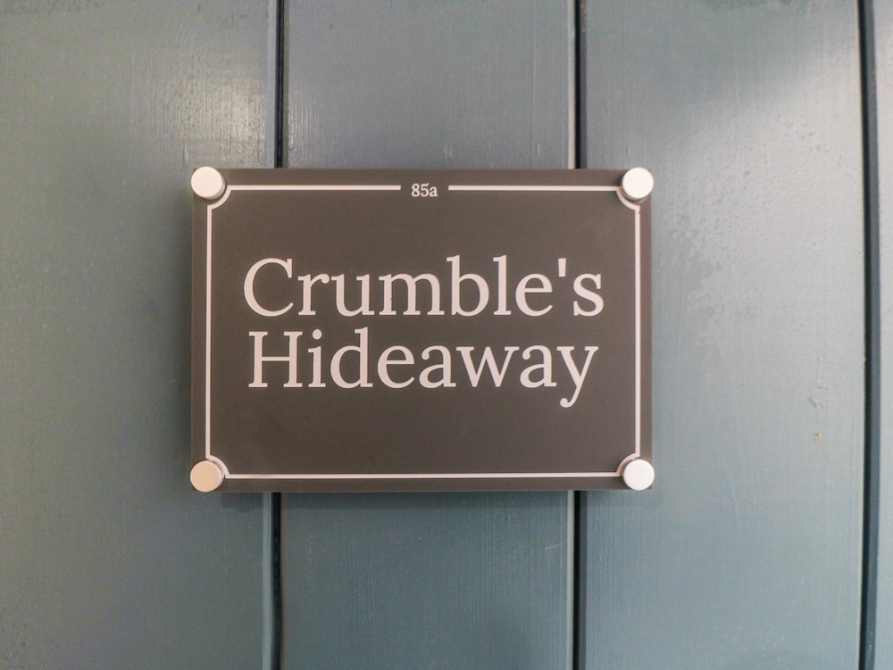 Crumble's Hideaway