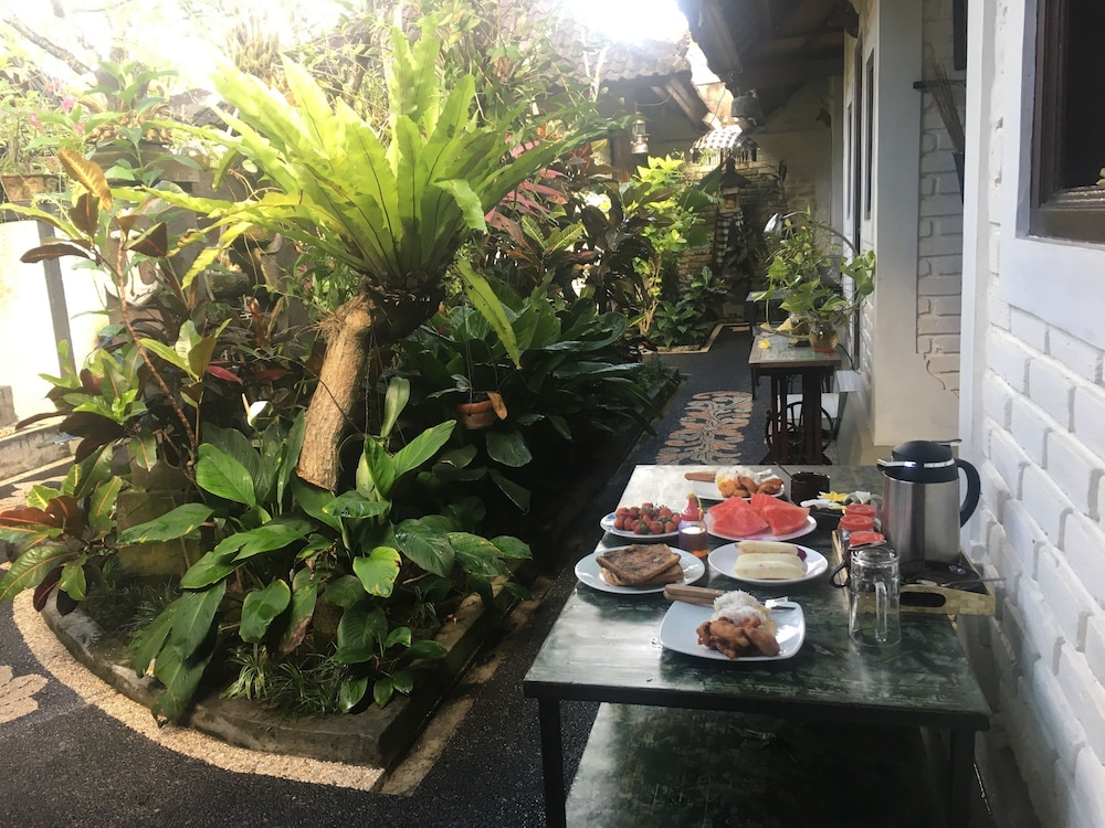 Danas Canggu Guesthouse - Image 2