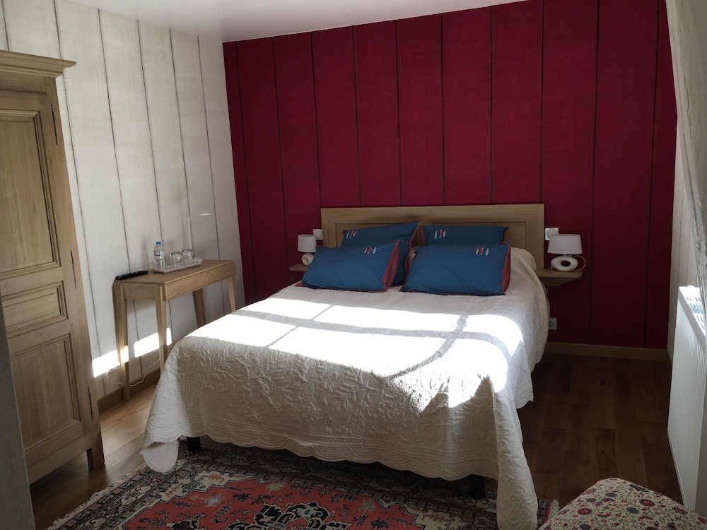 Manoir le Bout du Pont view 3