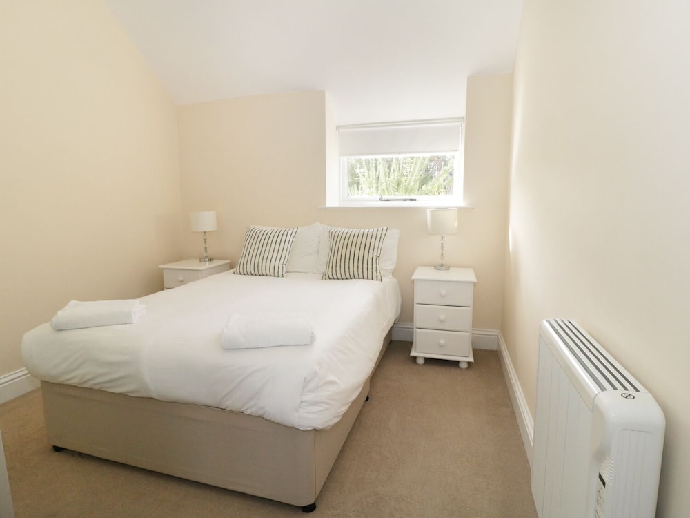 Orchard Cottage view 2