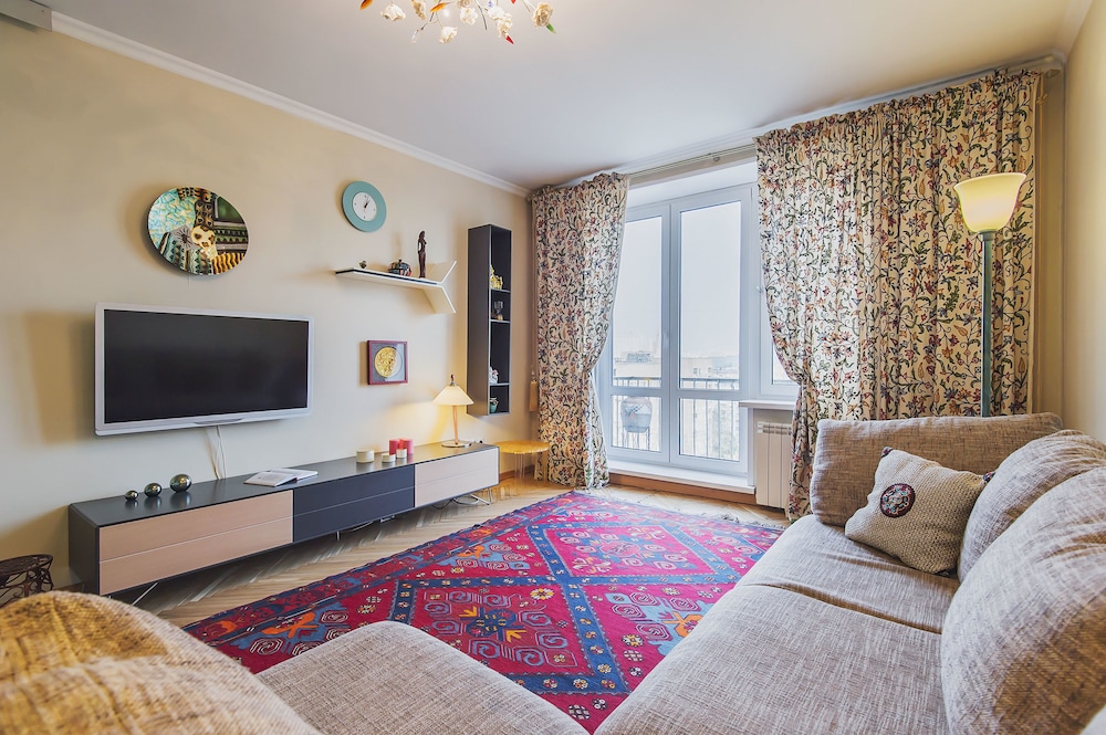 GM Apartment Ukrainskiy Bulvar 6