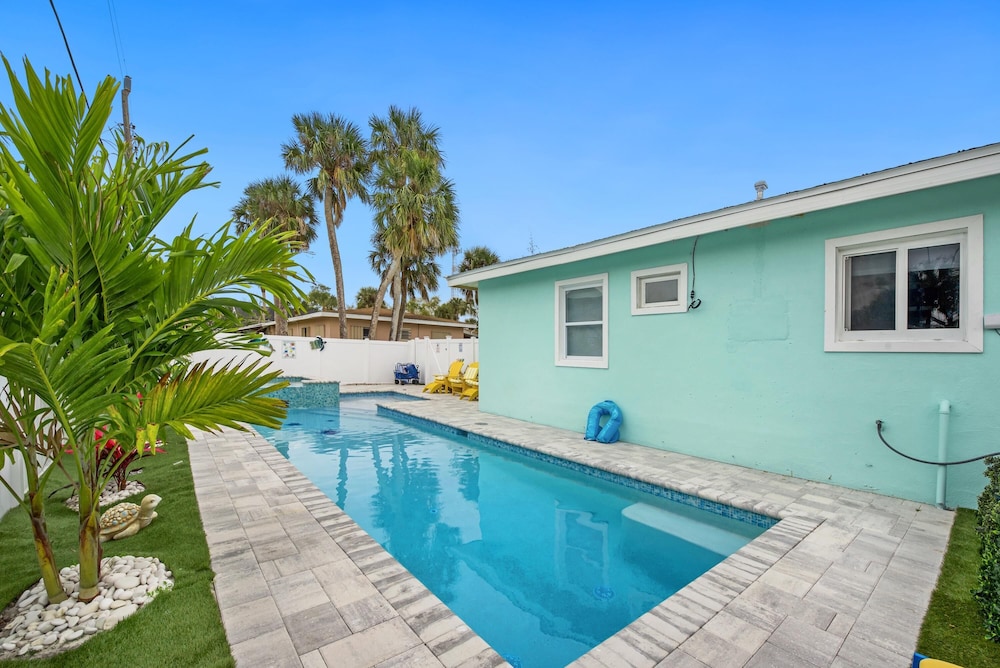 Coconut Villa A