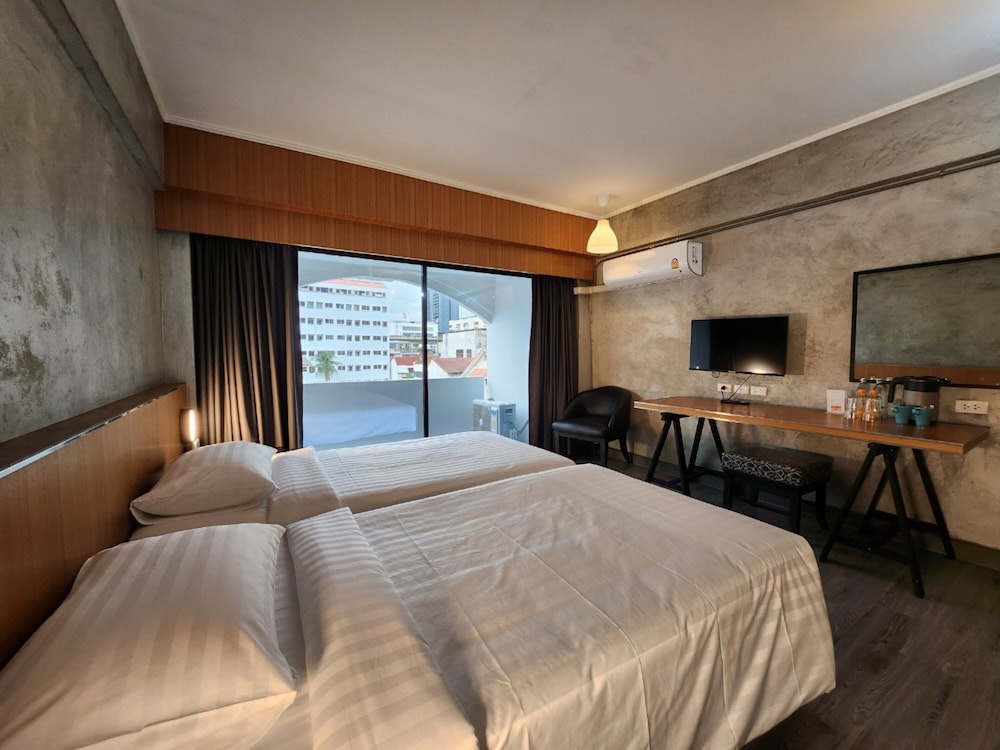 White Palace Bangkok 45