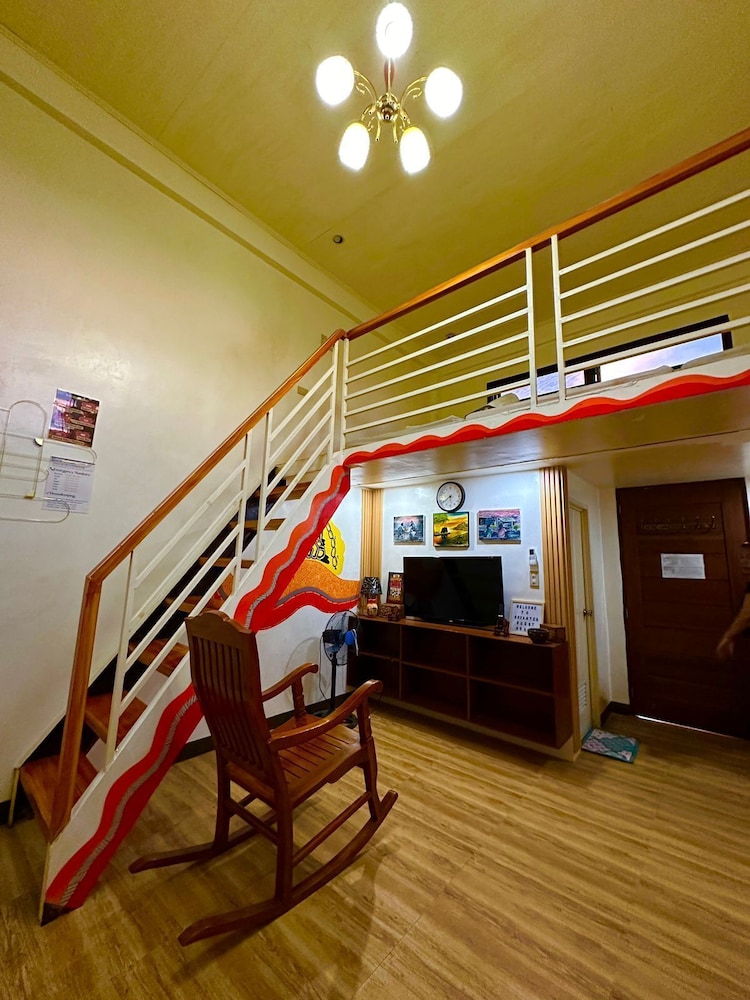 Govantes Guesthouse Loft Units