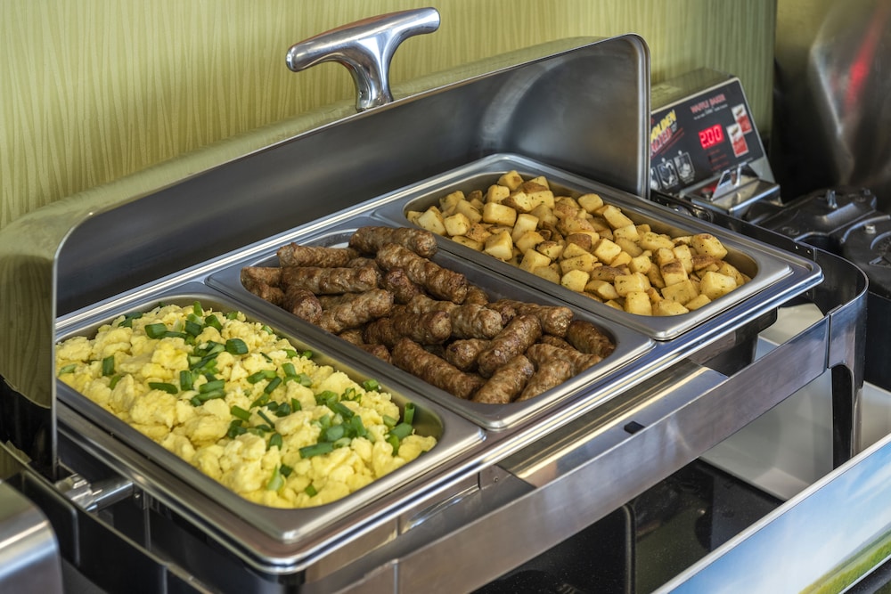 Comfort Inn Laval - Property Image 6