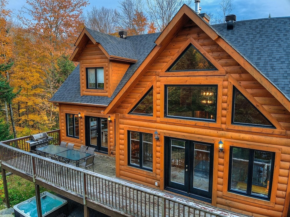 Chalet supérieur Le Mont-calm