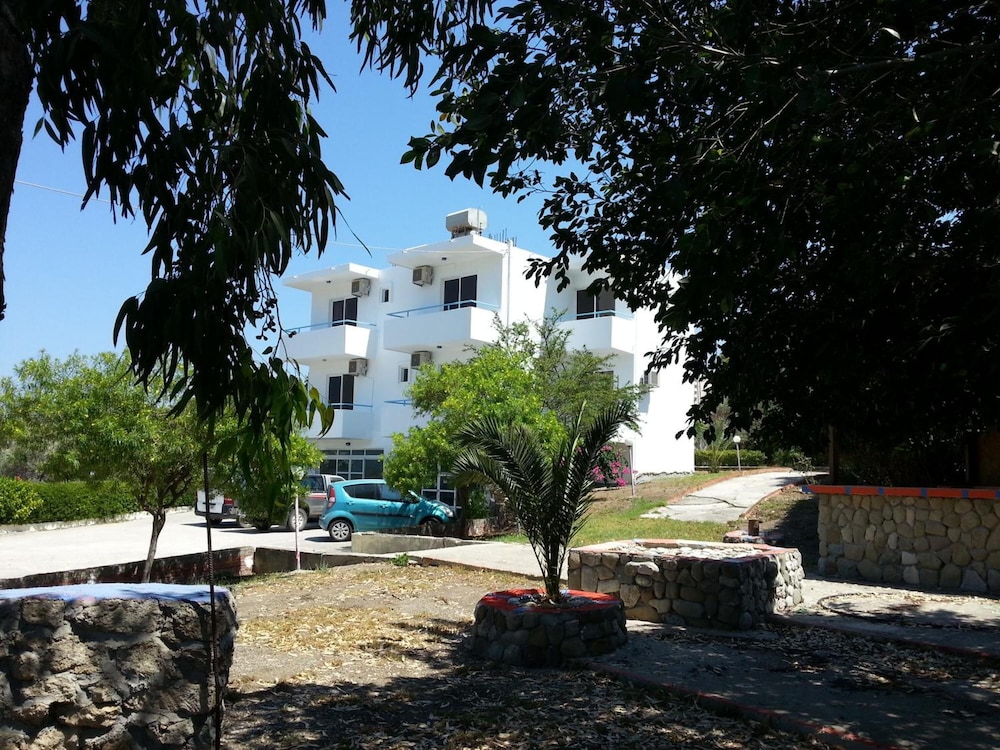 Sea View Studios