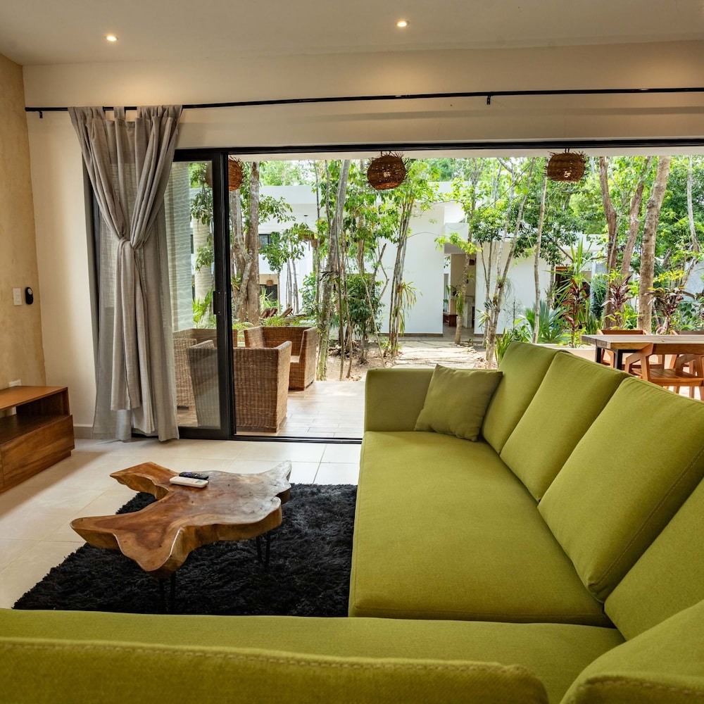 Villa Hormiguero Pool AC Internet Beach Club