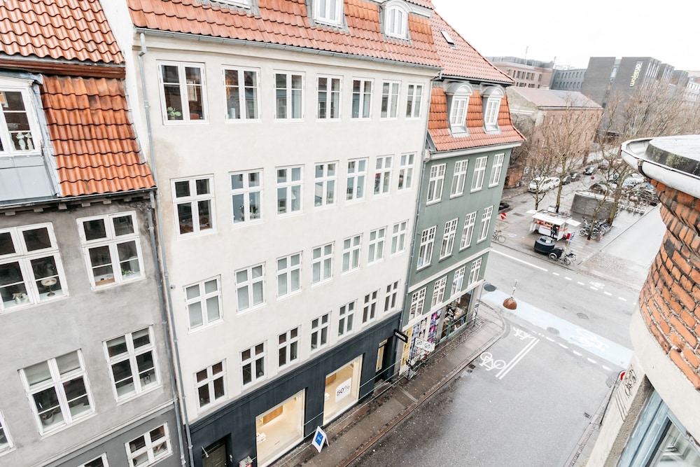 City Centre Apt next to Kongens Nytorv